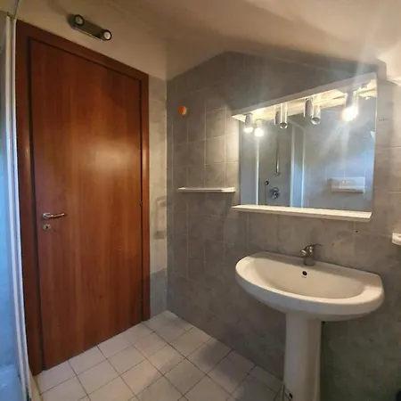 Royal Palace Gate Guest house